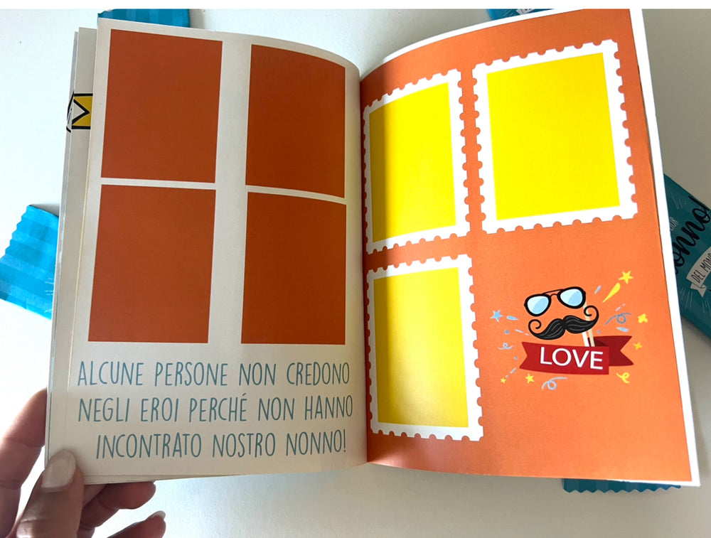 
                      
                        Album con figurine - personalizzato
                      
                    