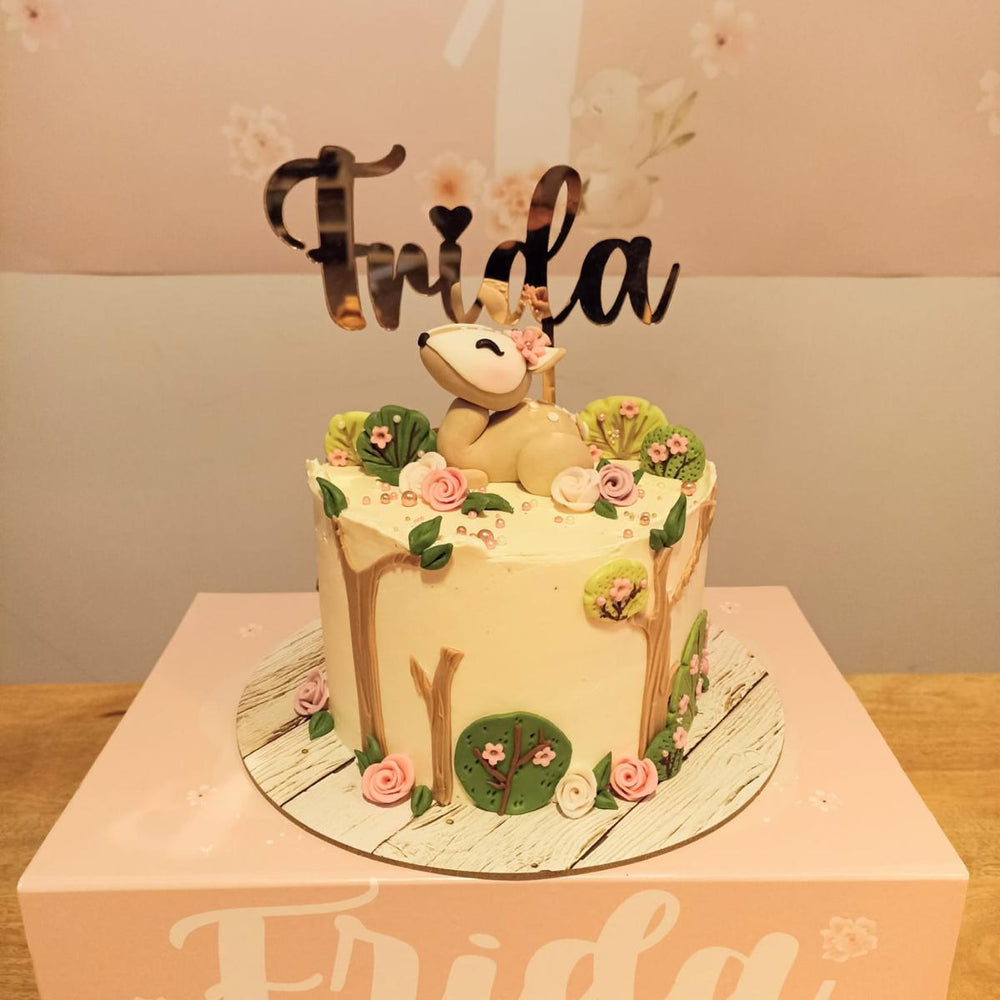 
                      
                        Cake topper in plexiglass
                      
                    
