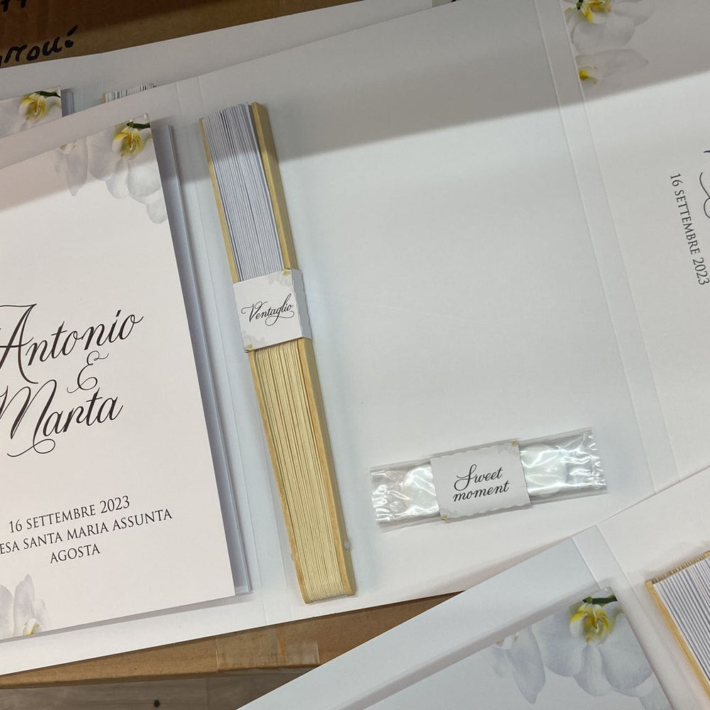 
                      
                        Wedding box personalizzata
                      
                    