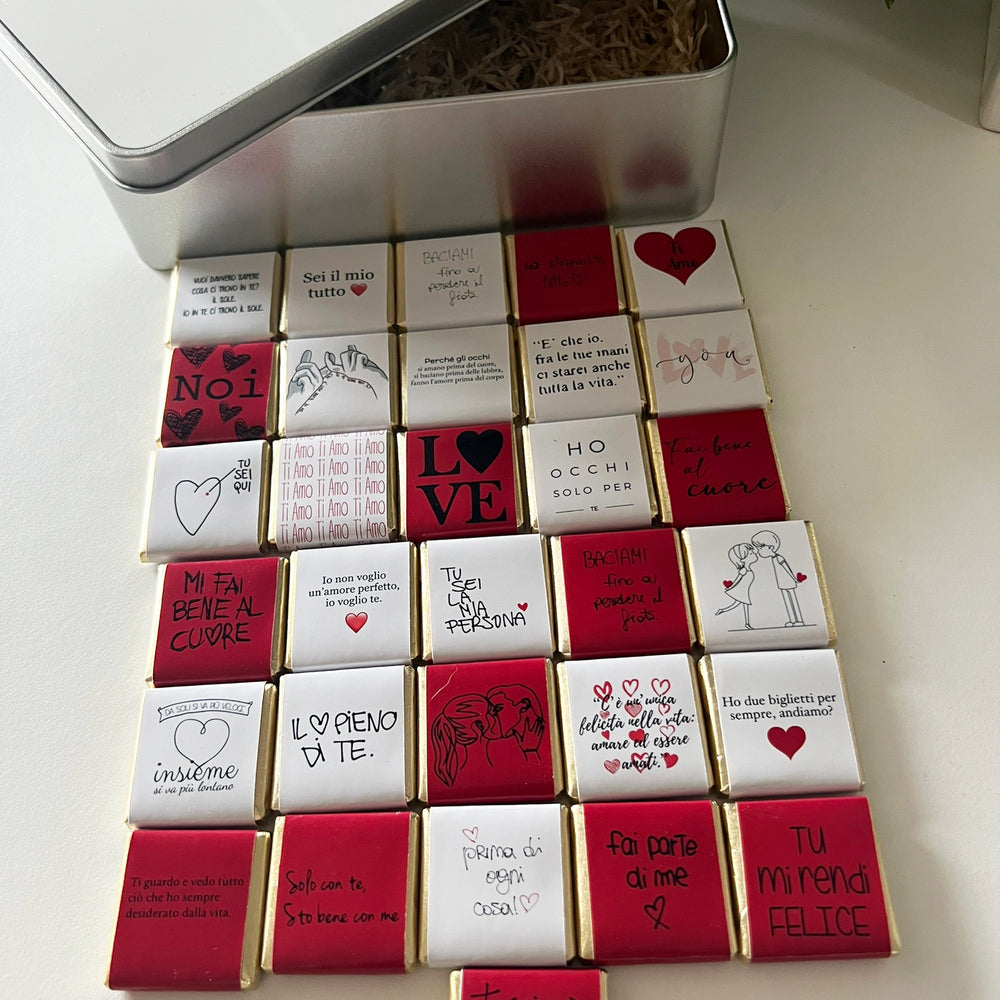 
                      
                        Cioccolatini con dedica per San Valentino
                      
                    