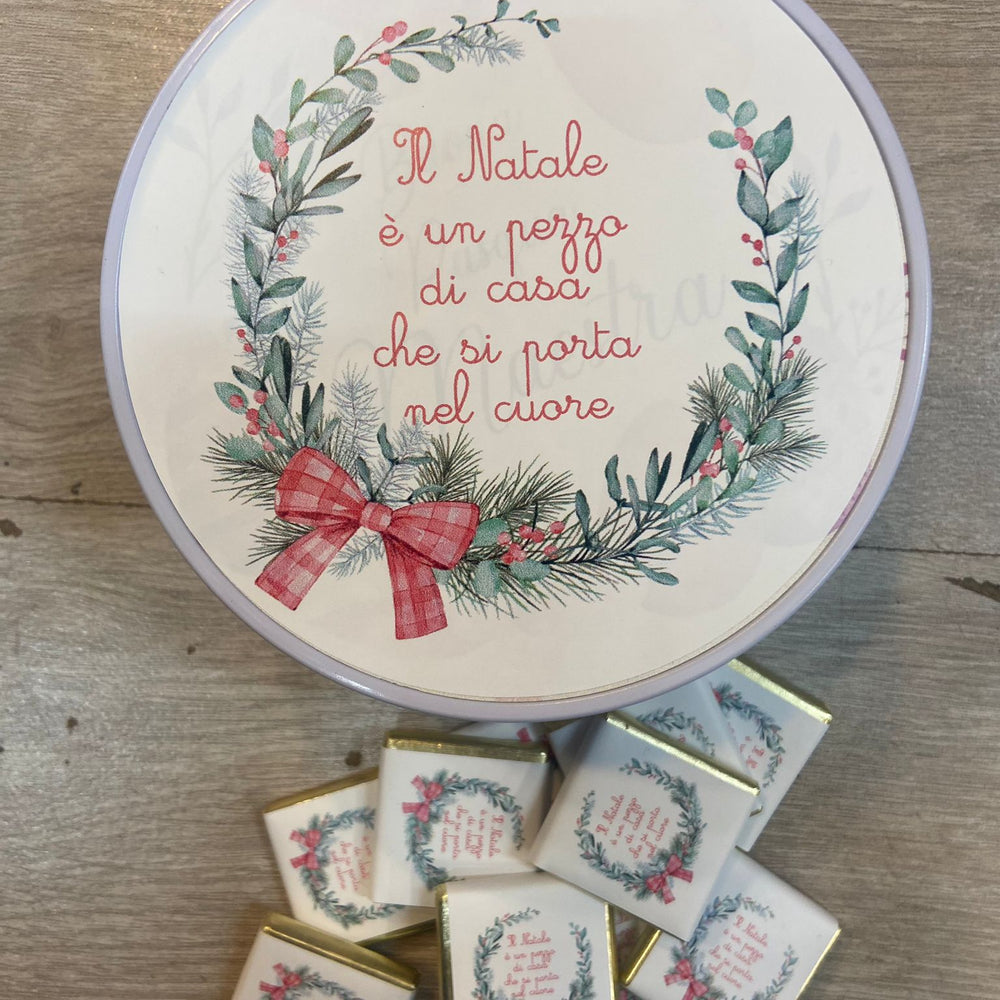 
                      
                        Scatola Personalizzata con cioccolatini di Natale
                      
                    