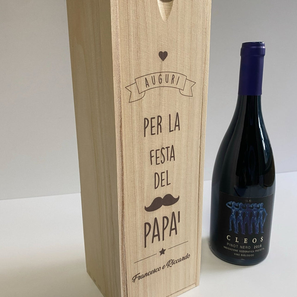 
                      
                        Scatola porta vino personalizzata - Festa del Papà
                      
                    