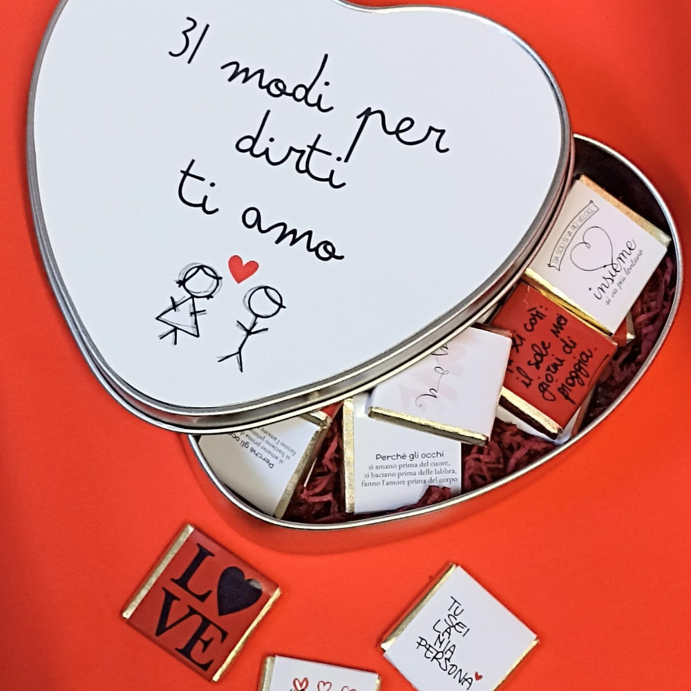 
                      
                        Scatola in alluminio con cioccolatini e dedica per San Valentino
                      
                    
