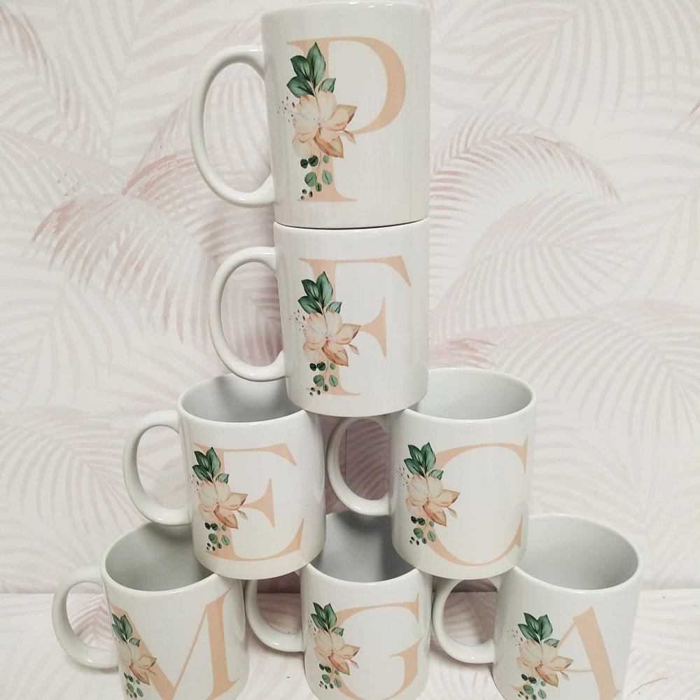 
                      
                        Tazza in Ceramica Lettera
                      
                    